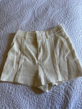 Classic High-Waist Cream Women's Shorts